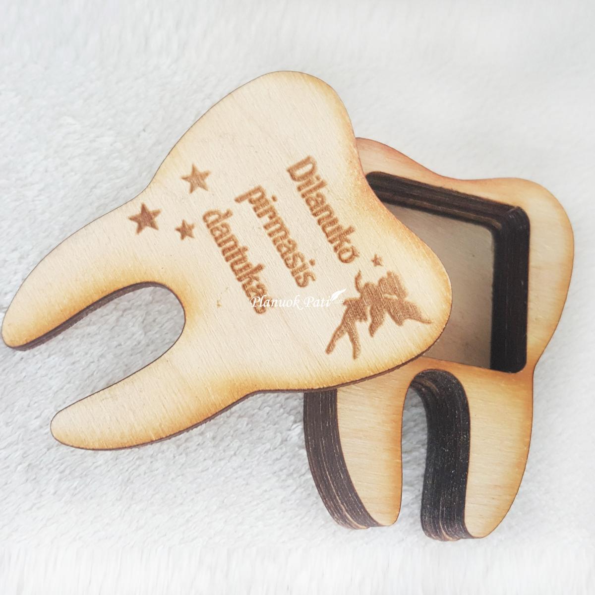 Pirmo dantuko dėžutė