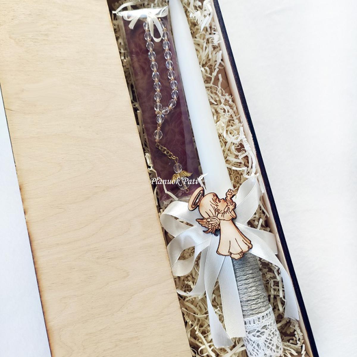 Krikšto žvakė dėžutėje