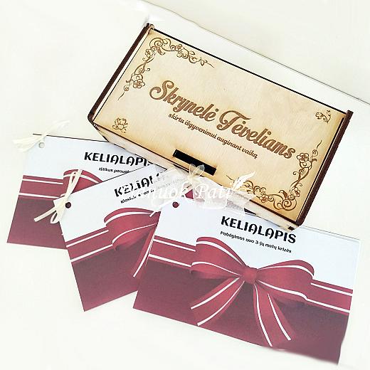 Dovana krikšto vaikučio tėveliams