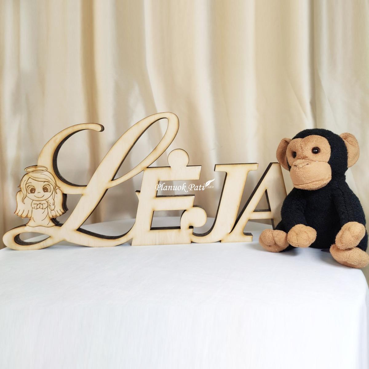 Pastatomas žodis (dekoruotas)