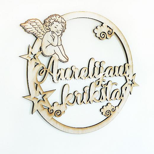 Krikštynų dekoracija ant sienos