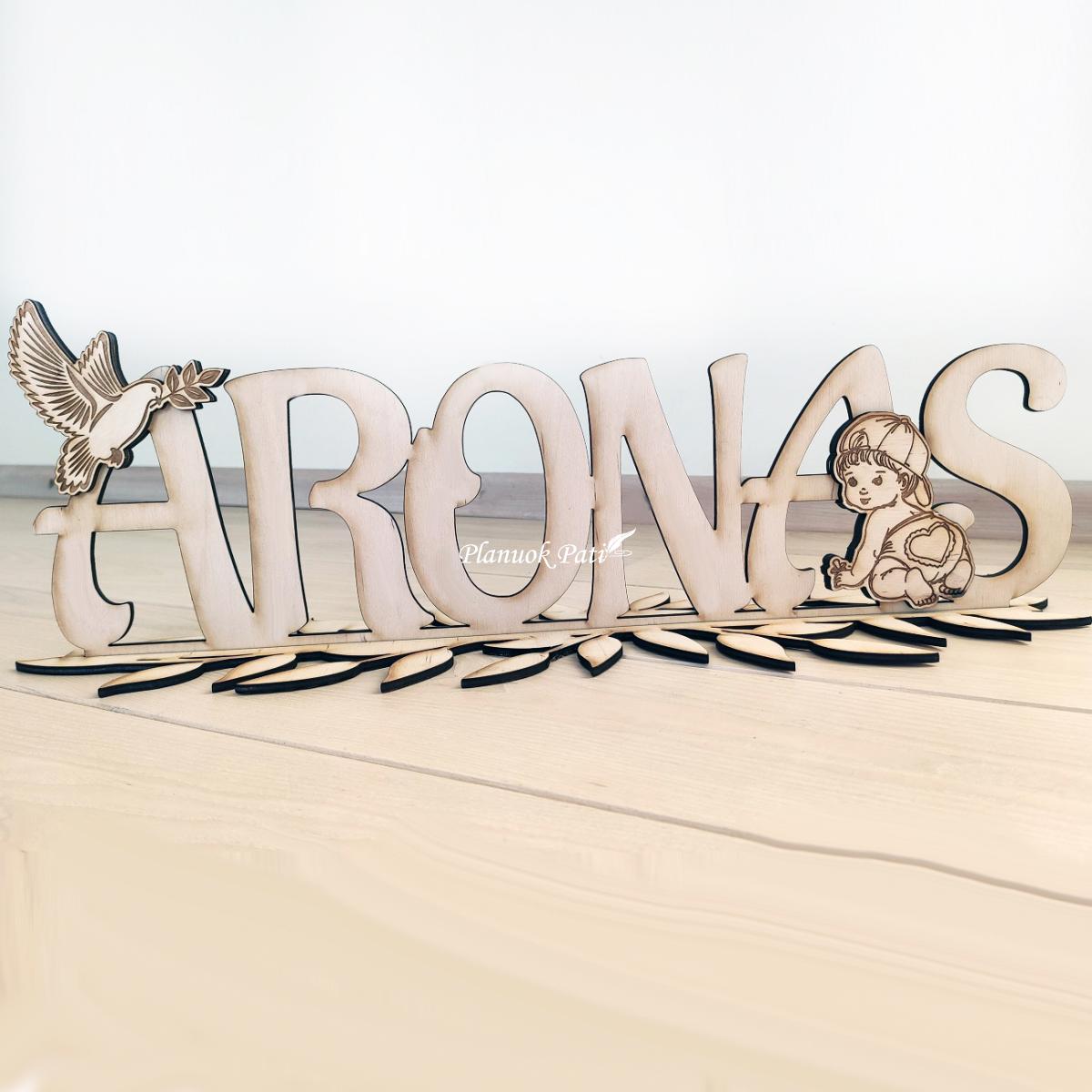 Pastatomas žodis su stoveliu