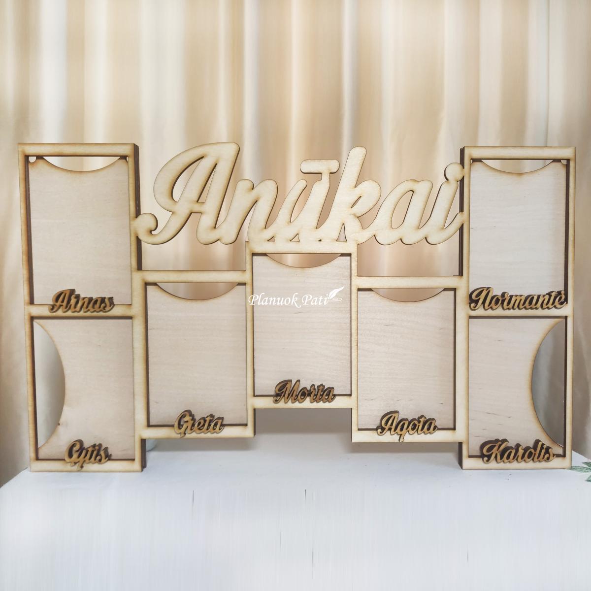 Pastatomi fotorėmeliai - Anūkai