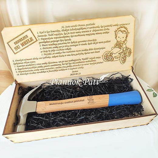 Dovana seneliui - Rimto vyro įrankis