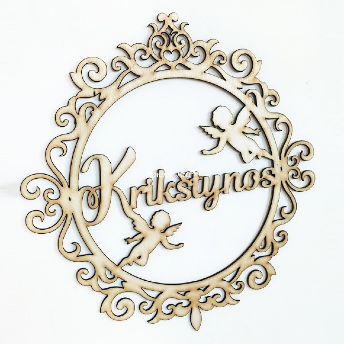 Ažūrinis krikštynų užrašas ant sienos