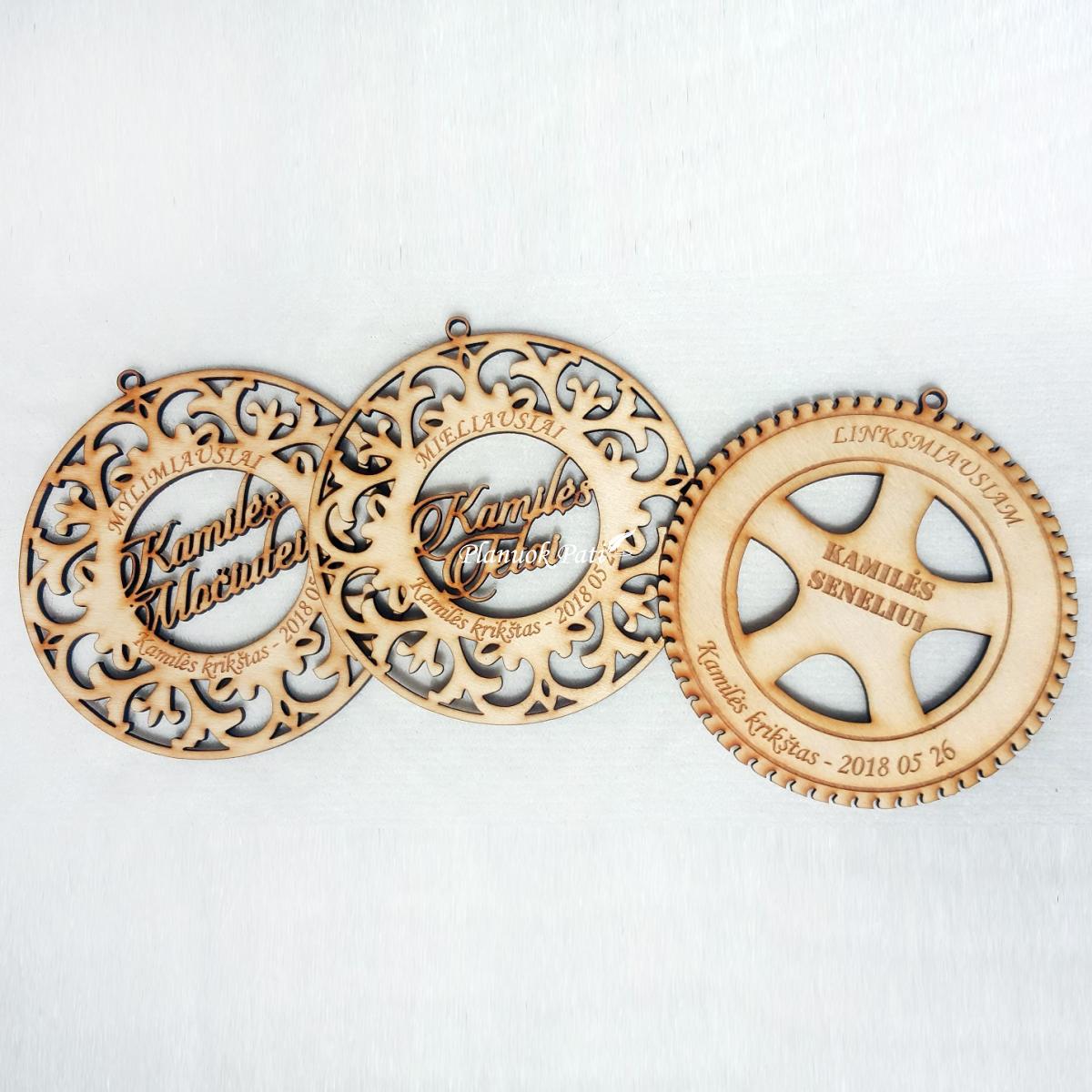 Mediniai medaliai - padėkliukai krikštynoms