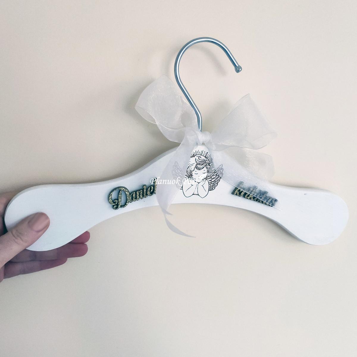 Pakabėlė krikšto rūbeliui