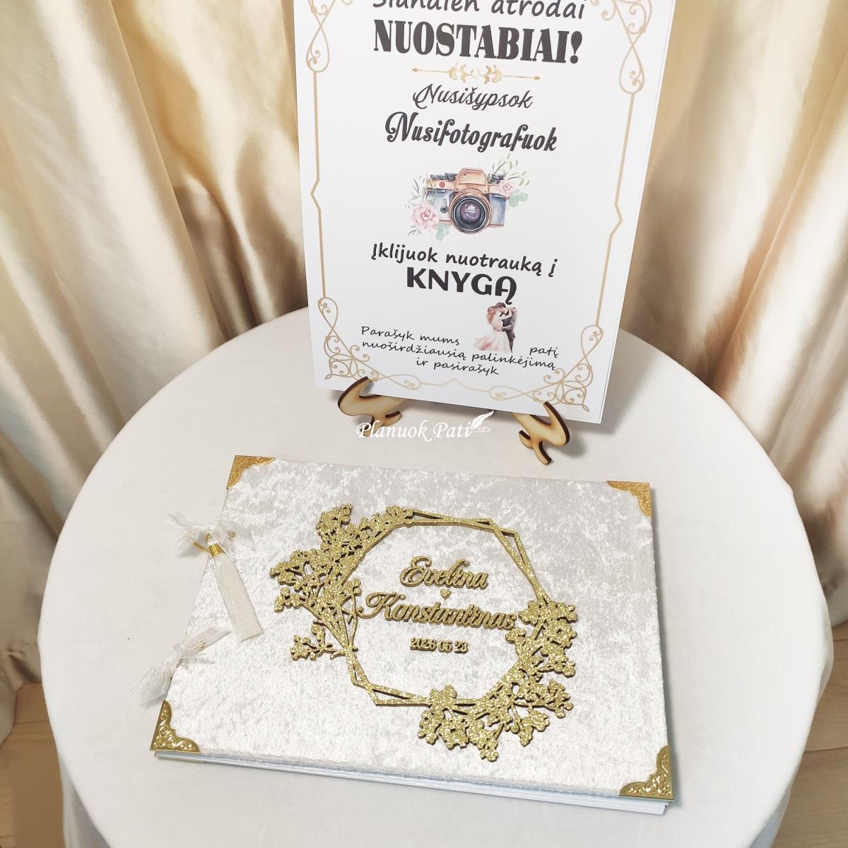 Svečių palinkėjimų knyga Guboja