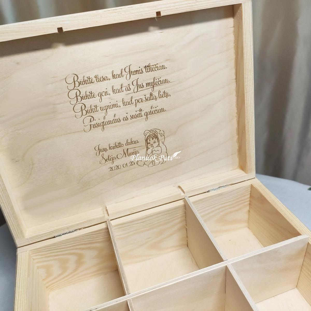 Medinė arbatos dėžutė - dovana krikšto tėveliams (6 skyrių)