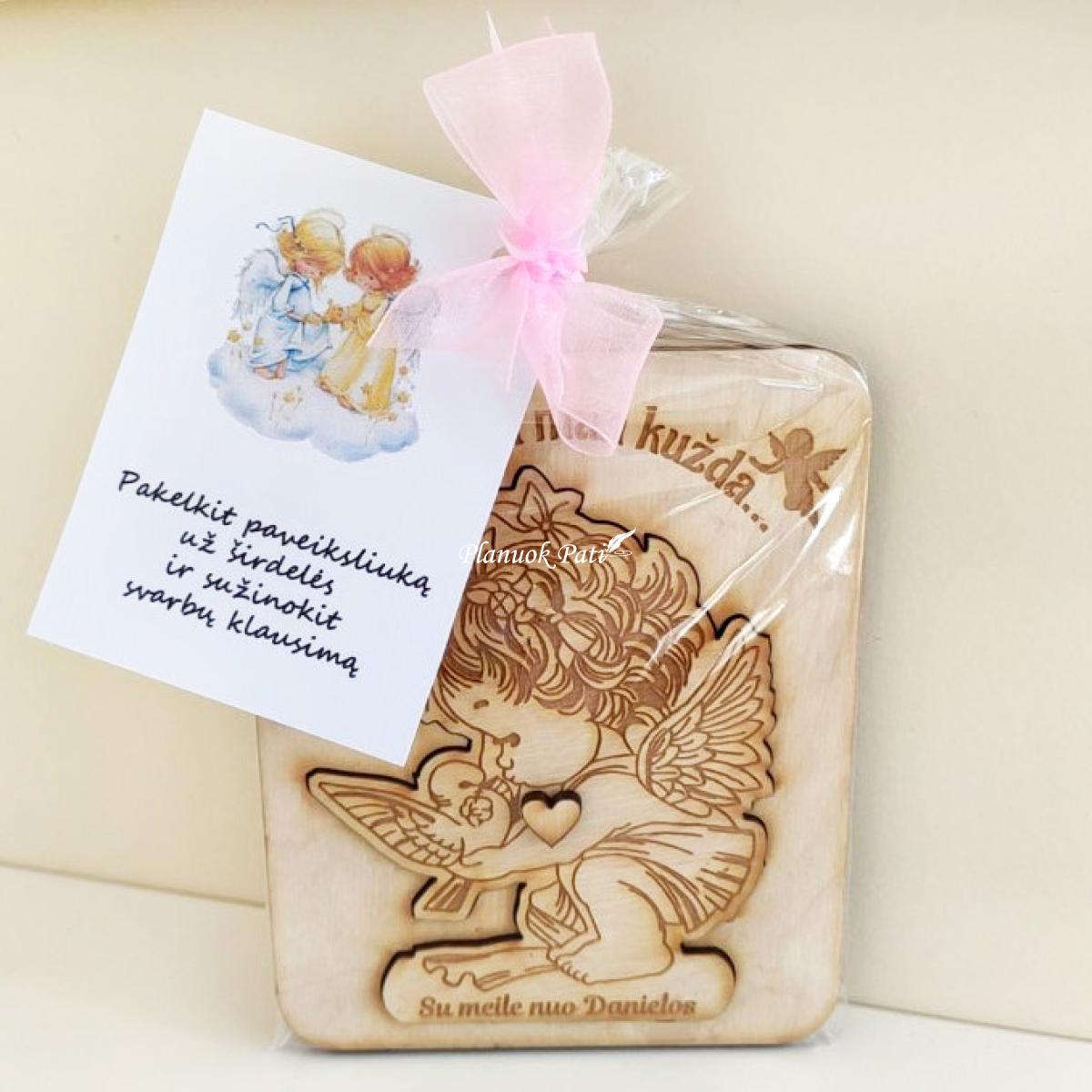 Kvietimas būti krikšto tėveliais - atkeliamas magnetukas