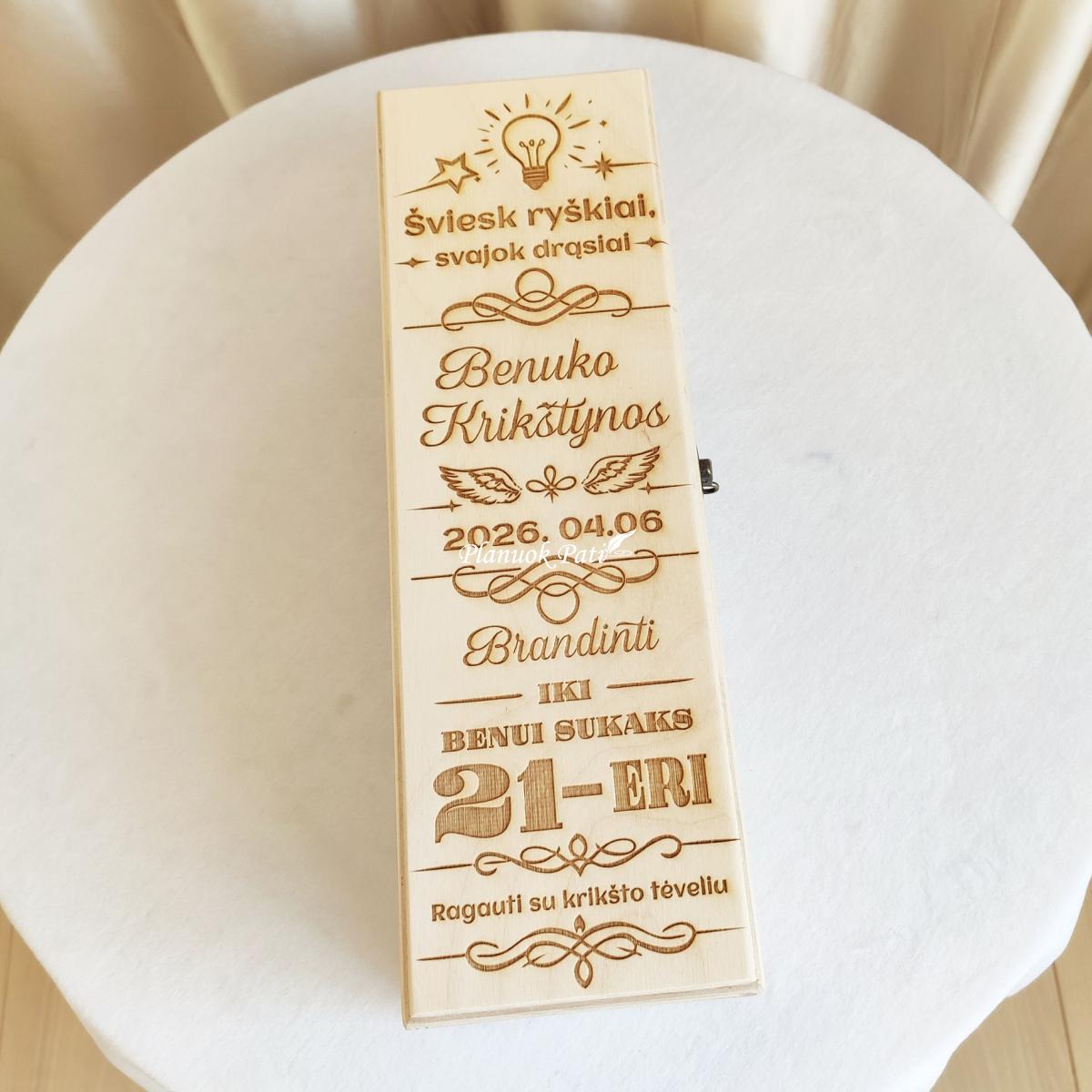 Tauraus gėrimo dėžutė krikštynoms