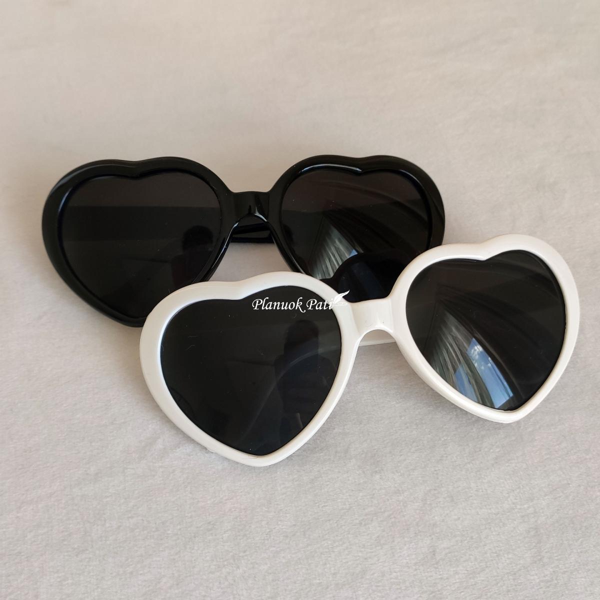 Širdelių formos akiniai