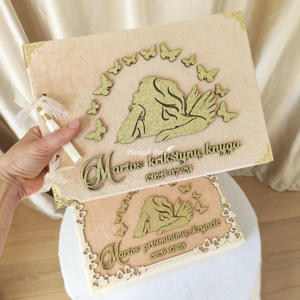 Krikštynų komplektas Tarp drugelių (krikštadėžė 35x24x15cm)