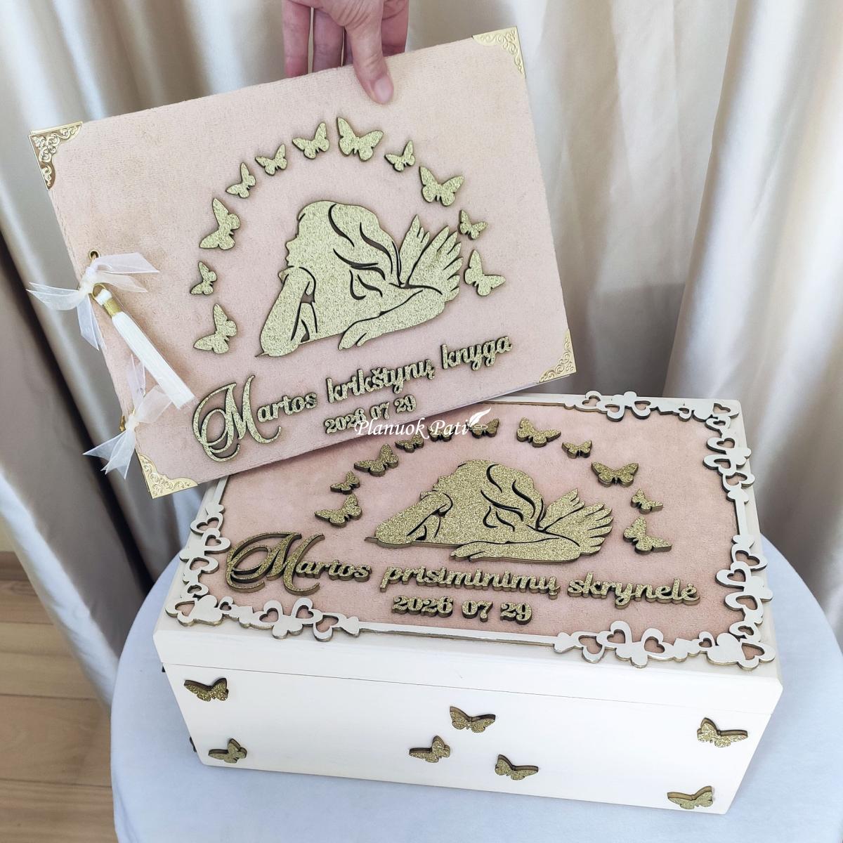 Krikštynų komplektas Tarp drugelių (krikštadėžė 35x24x15cm)