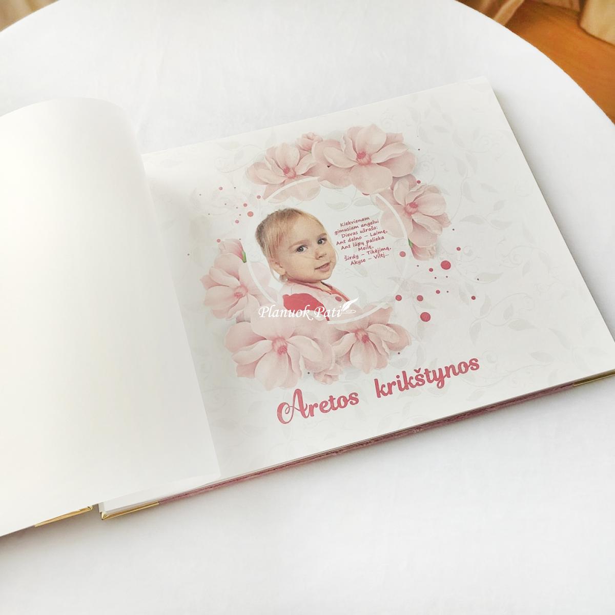 Krikštynų knyga Mergaitė su balionu