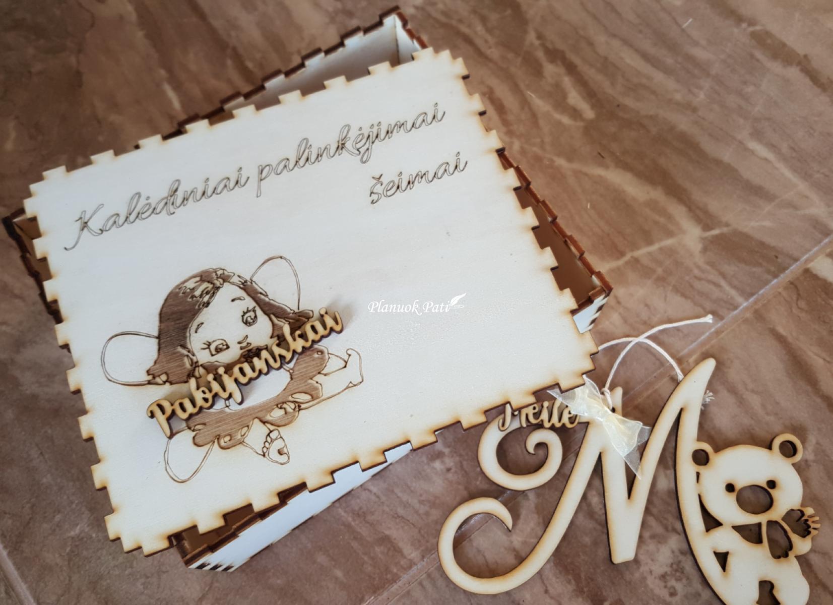 Kalėdiniai palinkėjimai šeimai - 8 žaisliukai dėžutėje